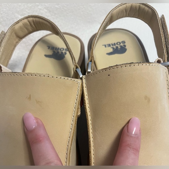 Free People Sorel Roam'N Rubber Clogs
Size 9.5 - Picture 6 of 13